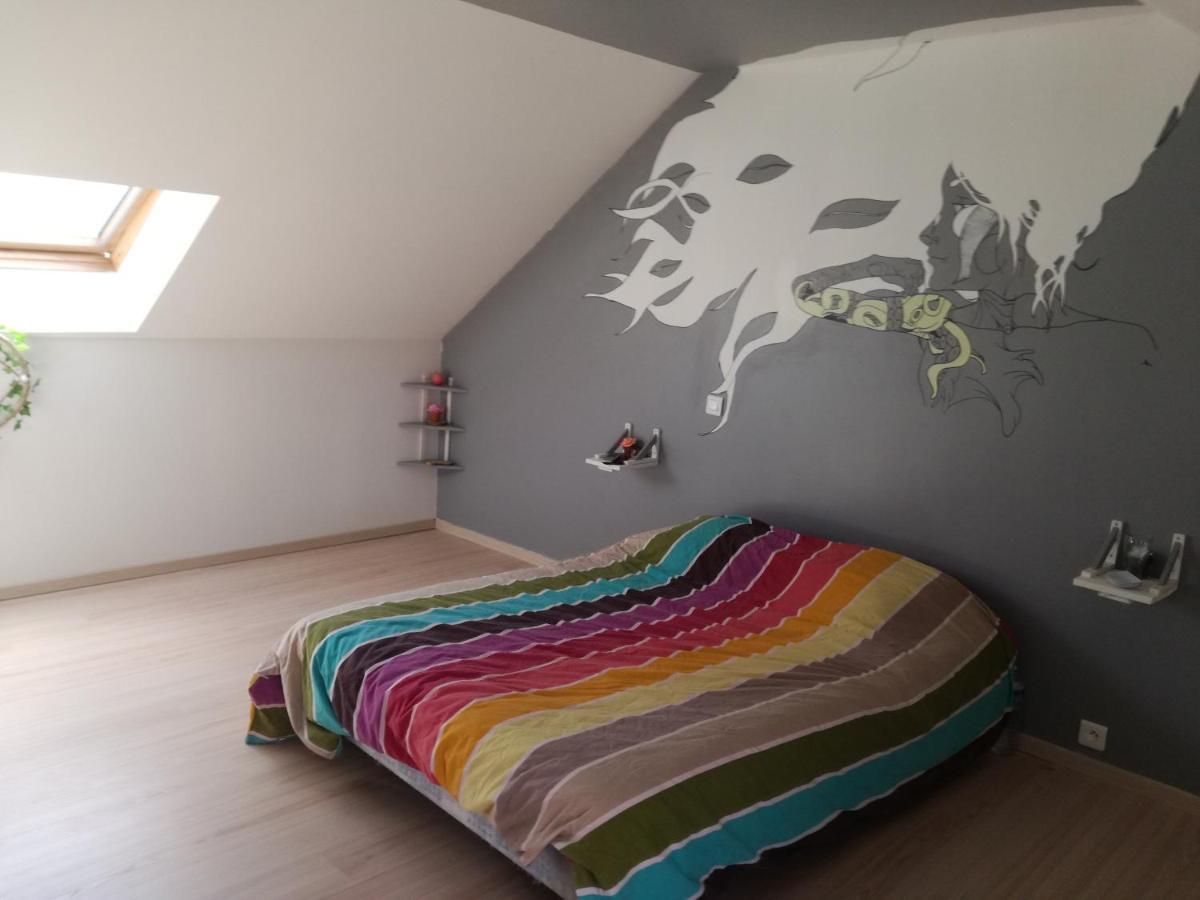 Chambre à Villemandeur Chez L'habitant Exterior foto